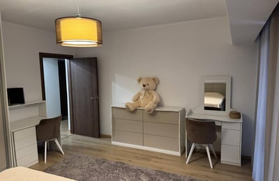 Location d’un appartement lumineux de 2 pièces, 76 m², quartier Bucureștii Noi, Bucarest, Roumanie